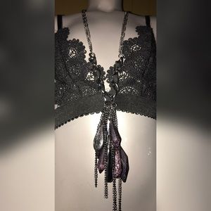 Black and silver charm necklace set